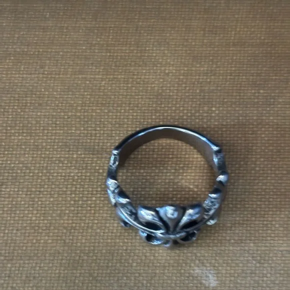Men’s RING - Picture 2 of 2
